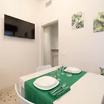 דירה Al Pettirosso Family *