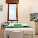 Al Pettirosso Family